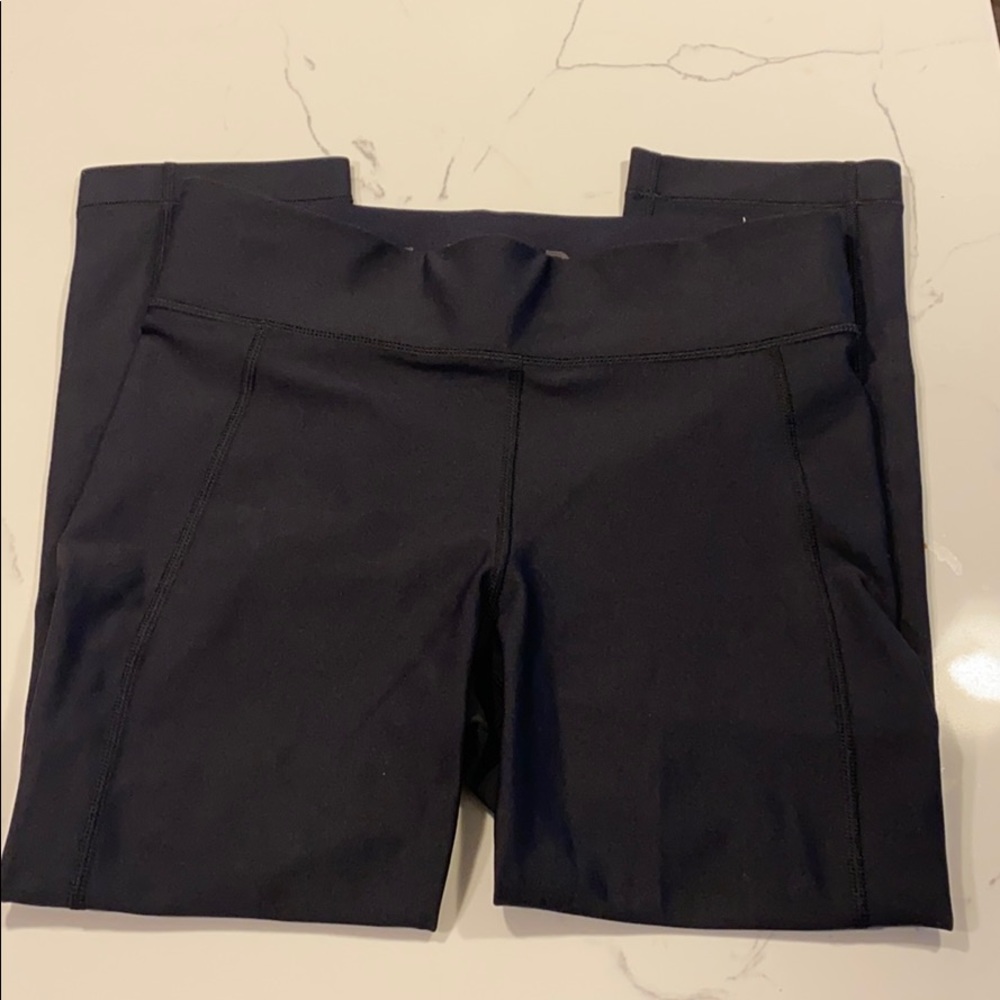 Underarmour compression crop leggings